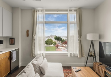 99 Sumner St, Boston, Massachusetts 02128, 1 Bedroom Bedrooms, 3 Rooms Rooms,1 BathroomBathrooms,Residential,For Sale,The Mark At Denormandie Wharf,Sumner St,73343997