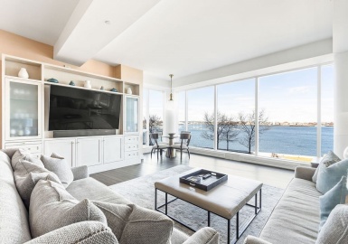 22 Liberty Drive, Boston, Massachusetts 02210, 2 Bedrooms Bedrooms, 4 Rooms Rooms,2.5 BathroomsBathrooms,Residential,For Sale,Twenty Two Liberty,Liberty Drive,73343845