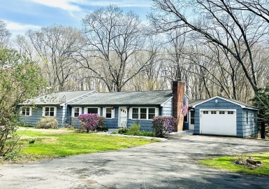 346 Long Hill Road, Bolton, Massachusetts 01740, 4 Bedrooms Bedrooms, 11 Rooms Rooms,3 BathroomsBathrooms,Residential,For Sale,Long Hill Road,73344357