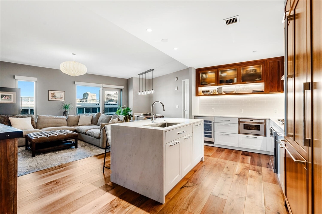 300 Pier 4 Blvd, Boston, Massachusetts 02210