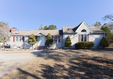 1046 Queen Anne Rd, Harwich, Massachusetts 02645, 3 Bedrooms Bedrooms, 6 Rooms Rooms,2.5 BathroomsBathrooms,Residential,For Sale,Queen Anne Rd,73348164