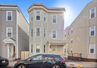 30 Howell Street, Boston, Massachusetts 02125, 3 Bedrooms Bedrooms, 6 Rooms Rooms,1 BathroomBathrooms,Residential,For Sale,Howell Street,73348386
