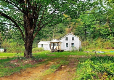 28 Worthington Rd, Huntington, Massachusetts 01050, 3 Bedrooms Bedrooms, 7 Rooms Rooms,1 BathroomBathrooms,Residential,For Sale,Worthington Rd,73348517