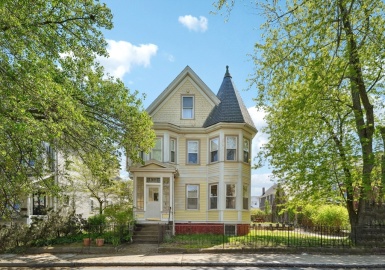 9 Kidder Ave, Somerville, Massachusetts 02144, 2 Bedrooms Bedrooms, 4 Rooms Rooms,2 BathroomsBathrooms,Residential,For Sale,Kidder Ave,73348605