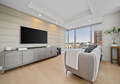 133 Seaport, Boston, Massachusetts 02210, 2 Bedrooms Bedrooms, 5 Rooms Rooms,2 BathroomsBathrooms,Residential,For Sale,Seaport,73350052
