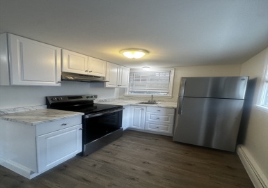 15 John Mooney, Revere, Massachusetts 02151, 1 Bedroom Bedrooms, 4 Rooms Rooms,1 BathroomBathrooms,Residential Lease,For Rent,John Mooney,73352863