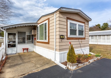 20 Madeline St, Wareham, Massachusetts 02538, 2 Bedrooms Bedrooms, 4 Rooms Rooms,1 BathroomBathrooms,Residential,For Sale,Madeline St,73353456