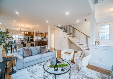 34 Rosecliff, Boston, Massachusetts 02131, 6 Bedrooms Bedrooms, 9 Rooms Rooms,4.5 BathroomsBathrooms,Residential,For Sale,Rosecliff,73352793