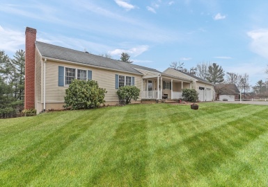 174 Clemence Hill Road, Southbridge, Massachusetts 01550, 3 Bedrooms Bedrooms, 5 Rooms Rooms,2.5 BathroomsBathrooms,Residential,For Sale,Clemence Hill Road,73353019