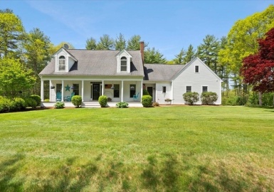 1 Wynn Way, Lakeville, Massachusetts 02347, 4 Bedrooms Bedrooms, 9 Rooms Rooms,3 BathroomsBathrooms,Residential,For Sale,Wynn Way,73353447