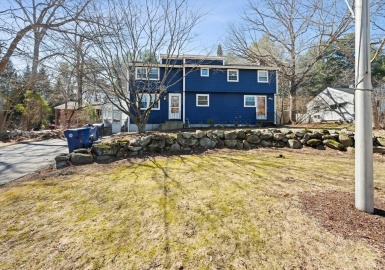 95 Bellflower Rd, Billerica, Massachusetts 01821, 4 Bedrooms Bedrooms, 7 Rooms Rooms,2.5 BathroomsBathrooms,Residential,For Sale,Bellflower Rd,73353477