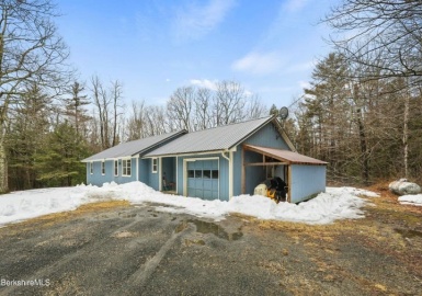 1259 E Otis Rd, Tolland, Massachusetts 01034, 3 Bedrooms Bedrooms, 5 Rooms Rooms,1.5 BathroomsBathrooms,Residential,For Sale,E Otis Rd,73353662