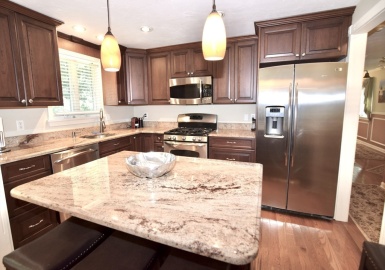 80 Pine Hill Blvd, Mashpee, Massachusetts 02649, 2 Bedrooms Bedrooms, 6 Rooms Rooms,2.5 BathroomsBathrooms,Residential,For Sale,Southport,Pine Hill Blvd,73353961