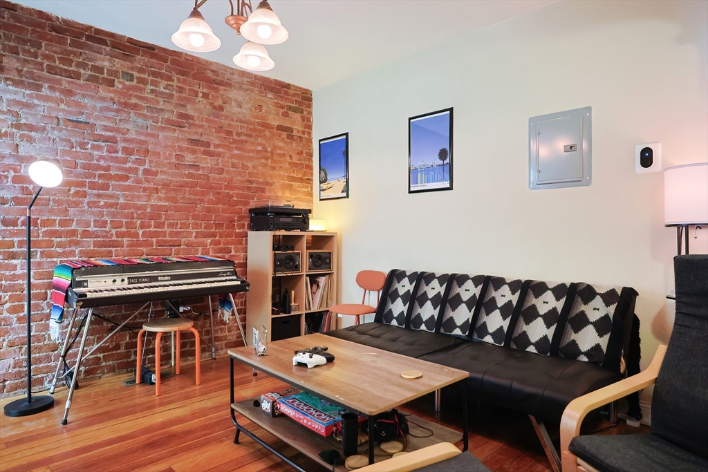 35 Adamson St, Boston, Massachusetts 02134