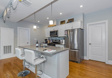 195 East Cottage St, Boston, Massachusetts 02125, 4 Bedrooms Bedrooms, 5 Rooms Rooms,1.5 BathroomsBathrooms,Residential Lease,For Rent,East Cottage St,73355750