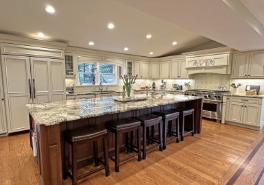 9 Lantern Rd, Belmont, Massachusetts 02478, 6 Bedrooms Bedrooms, 11 Rooms Rooms,4 BathroomsBathrooms,Residential Lease,For Rent,Lantern Rd,73356634