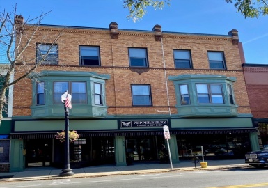 541 Main Street, Melrose, Massachusetts 02176, 2 Bedrooms Bedrooms, 4 Rooms Rooms,1 BathroomBathrooms,Residential Lease,For Rent,Main Street,73356666