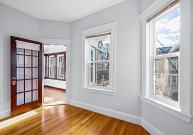 16 Grampian Way, Boston, Massachusetts 02125, 4 Bedrooms Bedrooms, 7 Rooms Rooms,1 BathroomBathrooms,Residential Lease,For Rent,Grampian Way,73356668
