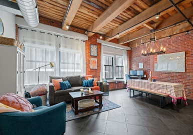 9 W Broadway, Boston, Massachusetts 02127, 1 Bedroom Bedrooms, 3 Rooms Rooms,1.5 BathroomsBathrooms,Residential,For Sale,W Broadway,73356598