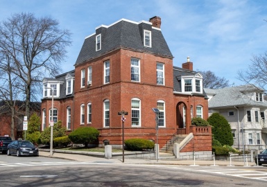 838 E Broadway, Boston, Massachusetts 02127, 1 Bedroom Bedrooms, 4 Rooms Rooms,1 BathroomBathrooms,Residential,For Sale,E Broadway,73356323