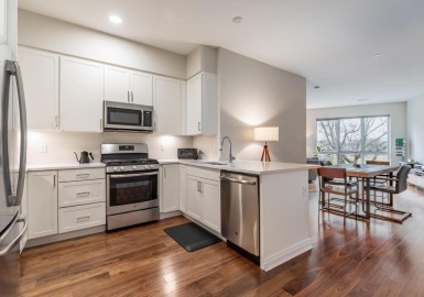 3531 Washington Street, Boston, Massachusetts 02130, 1 Bedroom Bedrooms, 5 Rooms Rooms,1.5 BathroomsBathrooms,Residential,For Sale,Vita Condominiums,Washington Street,73357258