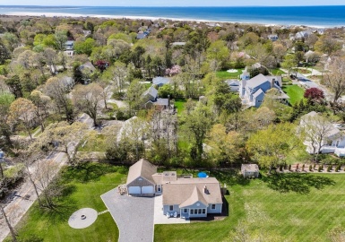3 Hippogriffe Road, Dennis, Massachusetts 02638, 3 Bedrooms Bedrooms, 5 Rooms Rooms,2 BathroomsBathrooms,Residential,For Sale,Hippogriffe Road,73357371