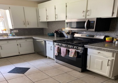74 Sharon, Medford, Massachusetts 02155, 5 Bedrooms Bedrooms, 8 Rooms Rooms,2.5 BathroomsBathrooms,Residential Lease,For Rent,Sharon,73357758
