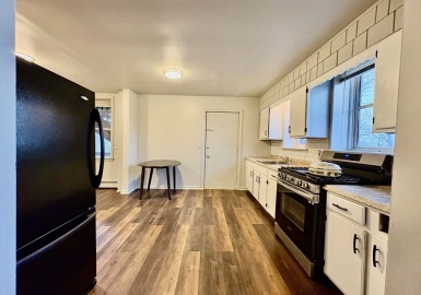 116 Fort Plesant Ave, Springfield, Massachusetts 01108, 3 Bedrooms Bedrooms, 6 Rooms Rooms,2 BathroomsBathrooms,Residential Lease,For Rent,Fort Plesant Ave,73357970