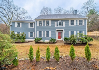 9-A Paddock Ln, Lexington, Massachusetts 02421, 6 Bedrooms Bedrooms, 11 Rooms Rooms,4 BathroomsBathrooms,Residential,For Sale,Paddock Ln,73358021