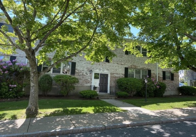 9 Lake Shore Ter, Boston, Massachusetts 02135, 2 Bedrooms Bedrooms, 4 Rooms Rooms,1 BathroomBathrooms,Residential,For Sale,Town Estates Condominium,Lake Shore Ter,73358746