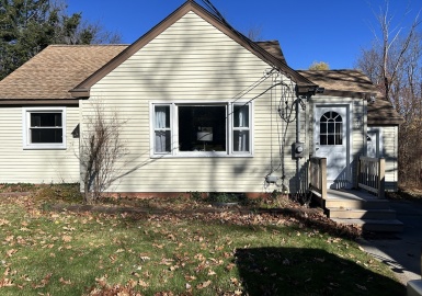 240 Turnpike Rd, Ashby, Massachusetts 01431, 2 Bedrooms Bedrooms, 6 Rooms Rooms,1 BathroomBathrooms,Residential Lease,For Rent,Turnpike Rd,73359070