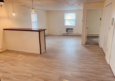 67 Webster Ave, Chelsea, Massachusetts 02150, 2 Bedrooms Bedrooms, 4 Rooms Rooms,1 BathroomBathrooms,Residential Lease,For Rent,Webster Ave,73359152