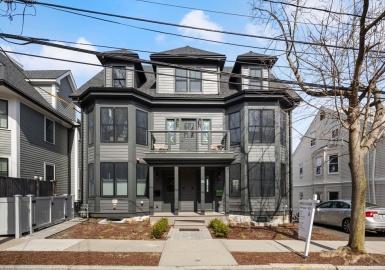 151 Mason Ter, Brookline, Massachusetts 02446, 1 Bedroom Bedrooms, 3 Rooms Rooms,1 BathroomBathrooms,Residential Lease,For Rent,Mason Ter,73359324