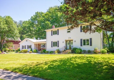 12 Tinkham Ave, Burlington, Massachusetts 01803, 5 Bedrooms Bedrooms, 10 Rooms Rooms,3.5 BathroomsBathrooms,Residential,For Sale,Tinkham Ave,73359576