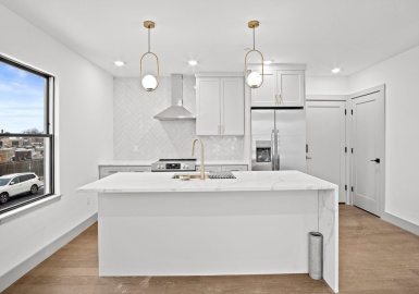 127 E Cottage St, Boston, Massachusetts 02125, 2 Bedrooms Bedrooms, 4 Rooms Rooms,2 BathroomsBathrooms,Residential,For Sale,E Cottage,E Cottage St,73359601