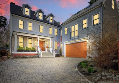 64 Walker St, Boston, Massachusetts 02129, 5 Bedrooms Bedrooms, 11 Rooms Rooms,5.5 BathroomsBathrooms,Residential,For Sale,Walker St,73359681