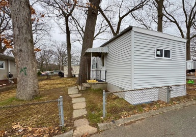 78 Pioneer Way, Springfield, Massachusetts 01119, 2 Bedrooms Bedrooms, 4 Rooms Rooms,1 BathroomBathrooms,Residential,For Sale,Pioneer Way,73359787