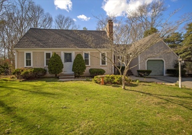 4 Inkberry Cir, Sandwich, Massachusetts 02563, 4 Bedrooms Bedrooms, 7 Rooms Rooms,2 BathroomsBathrooms,Residential,For Sale,Inkberry Cir,73359809