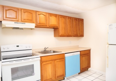 1027 Commonwealth, Boston, Massachusetts 02215, 3 Bedrooms Bedrooms, 4 Rooms Rooms,1 BathroomBathrooms,Residential Lease,For Rent,Commonwealth,73360142