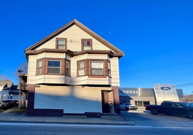 155 E Central St, Franklin, Massachusetts 02038, 1 Bedroom Bedrooms, 4 Rooms Rooms,1 BathroomBathrooms,Residential Lease,For Rent,E Central St,73360631