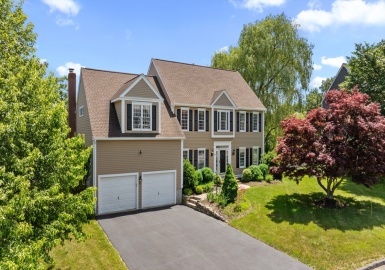 45 Piccadilly Way, Westborough, Massachusetts 01581, 4 Bedrooms Bedrooms, 10 Rooms Rooms,2.5 BathroomsBathrooms,Residential,For Sale,Piccadilly Way,73360691