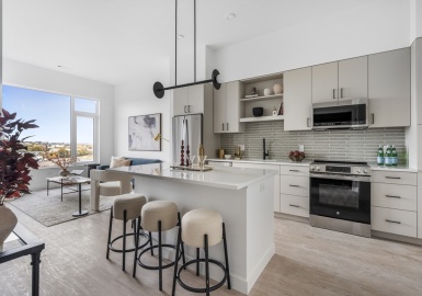 93 Bennington St, Revere, Massachusetts 02151, 1 Bedroom Bedrooms, 4 Rooms Rooms,1 BathroomBathrooms,Residential Lease,For Rent,Bennington St,73360874