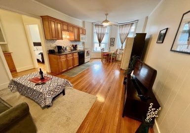 36 Winchester, Brookline, Massachusetts 02446, 2 Bedrooms Bedrooms, 5 Rooms Rooms,1 BathroomBathrooms,Residential Lease,For Rent,Winchester,73360962