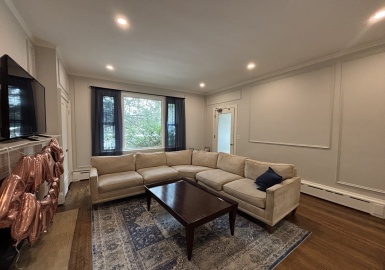 1712 Beacon Street, Brookline, Massachusetts 02445, 3 Bedrooms Bedrooms, 5 Rooms Rooms,1 BathroomBathrooms,Residential Lease,For Rent,Beacon Street,73361150
