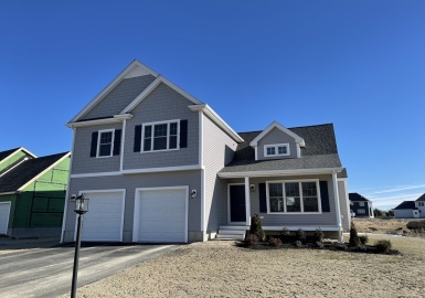 32 Titicut Avenue, Bridgewater, Massachusetts 02324, 3 Bedrooms Bedrooms, 6 Rooms Rooms,2.5 BathroomsBathrooms,Residential,For Sale,Titicut Avenue,73361292