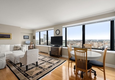 85 E India Row, Boston, Massachusetts 02110, 1 Bedroom Bedrooms, 3 Rooms Rooms,1 BathroomBathrooms,Residential,For Sale,Harbor Towers,E India Row,73361391