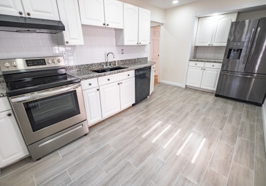 21 Hillsdale Rd, Medford, Massachusetts 02155, 3 Bedrooms Bedrooms, 7 Rooms Rooms,1 BathroomBathrooms,Residential Lease,For Rent,Hillsdale Rd,73361570