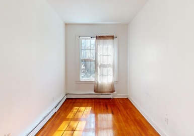 73 Highland St, Revere, Massachusetts 02151, 2 Bedrooms Bedrooms, 3 Rooms Rooms,1 BathroomBathrooms,Residential Lease,For Rent,Highland St,73361668