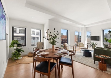 771 Beacon St., Boston, Massachusetts 02215, 2 Bedrooms Bedrooms, 4 Rooms Rooms,2 BathroomsBathrooms,Residential Lease,For Rent,Beacon St.,73361730