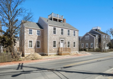 2 Mariner Way, Nantucket, Massachusetts 02564, 4 Bedrooms Bedrooms, 10 Rooms Rooms,5.5 BathroomsBathrooms,Residential,For Sale,Mariner Way,73361709